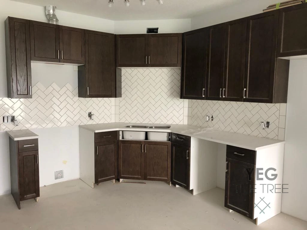 Kitchen backsplash